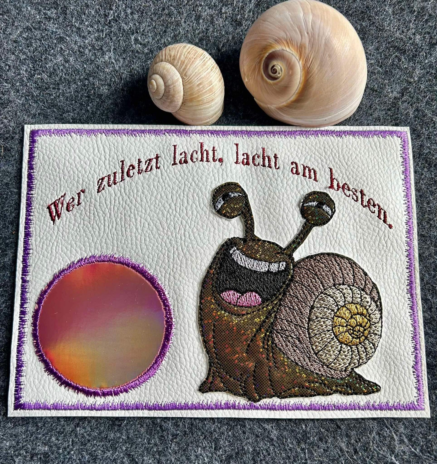 MugRug 13x18 Schnecke Wer zuletzt lacht, lacht am besten.
