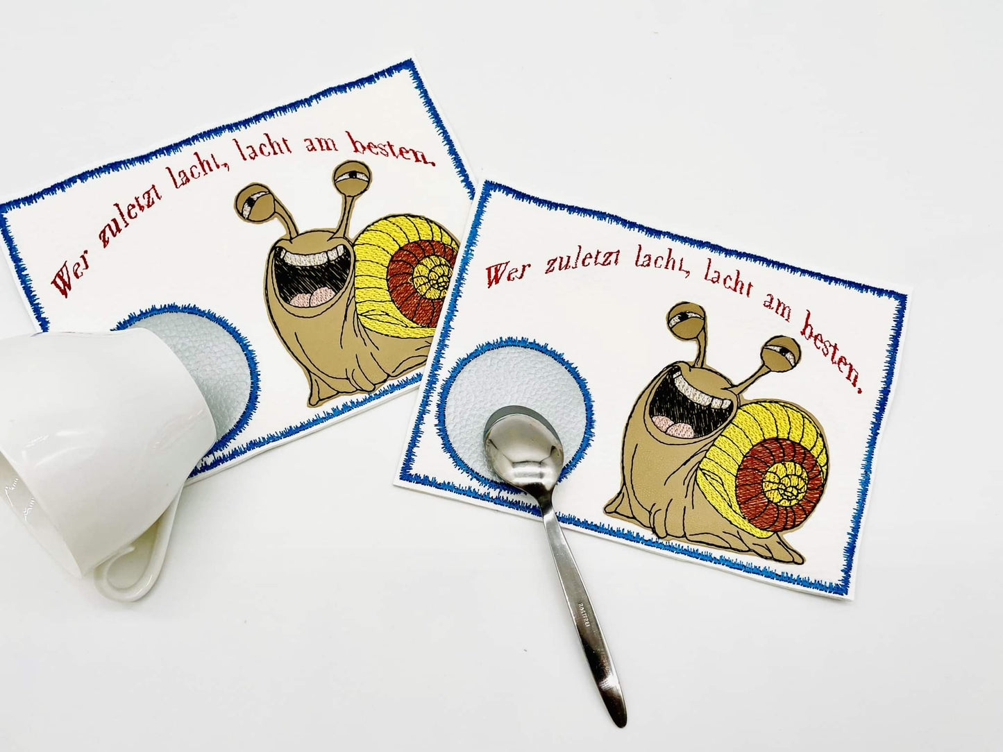 MugRug 13x18 Schnecke Wer zuletzt lacht, lacht am besten.