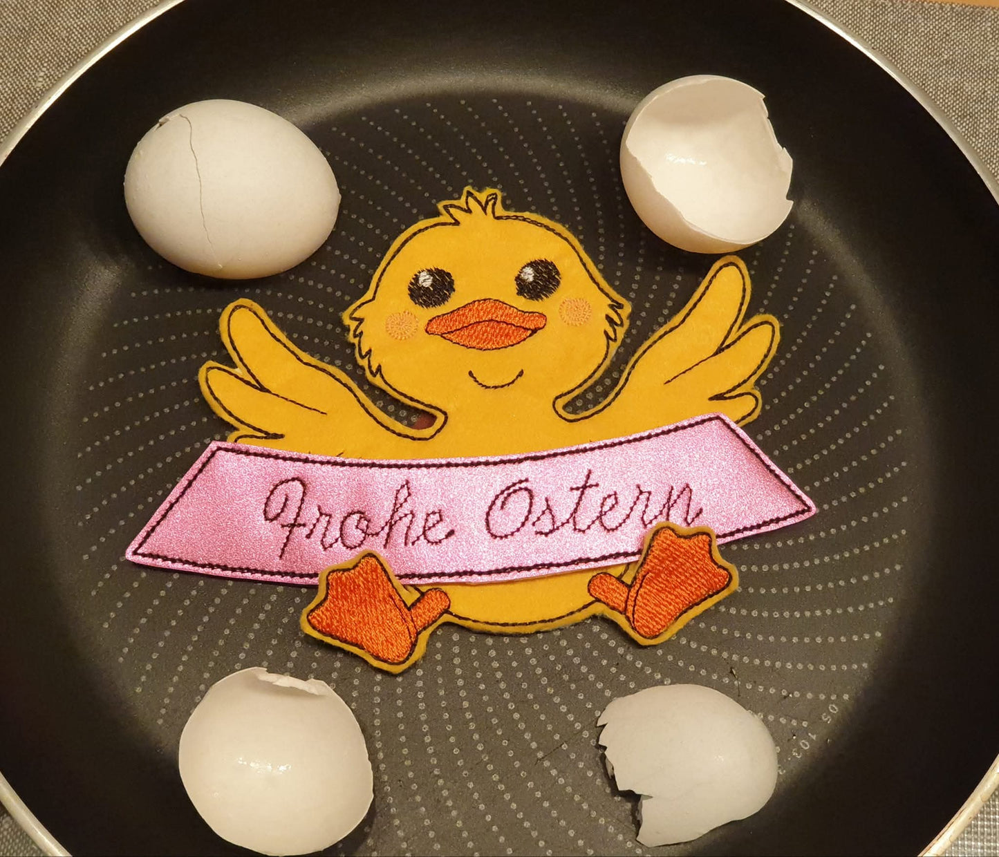 Frohe Ostern Küken in 4 Größen ab 13x18