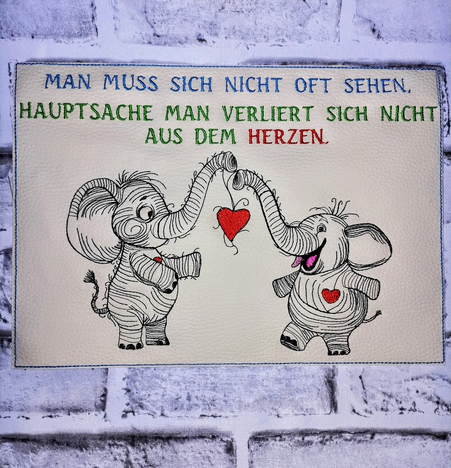 Elefanten Freundschaft ab 13x18 in 2 Versionen plus Schild ITH
