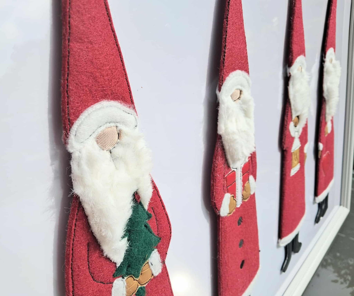 Applikation Santa Weihnachtsmann Set Megapack 4 Motive in je 7 Größen ab 13x18 und drei Varianten.