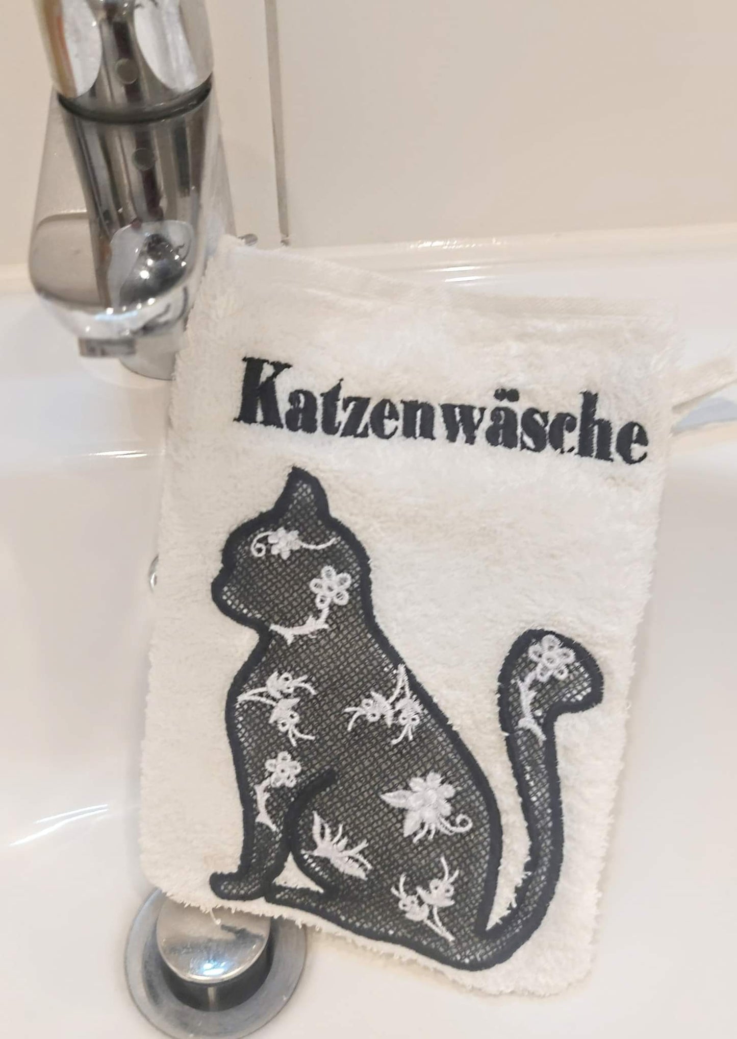 Lace Katze und Applikation in je zwei Größen
