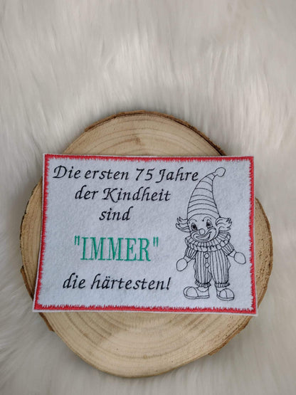 Schild 13x18 Spruch Kindheit  Zahlen