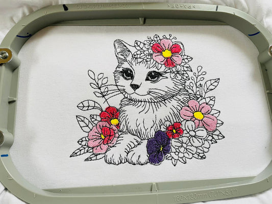 Katze mit Blumen ab 10x10 in 5 Größen